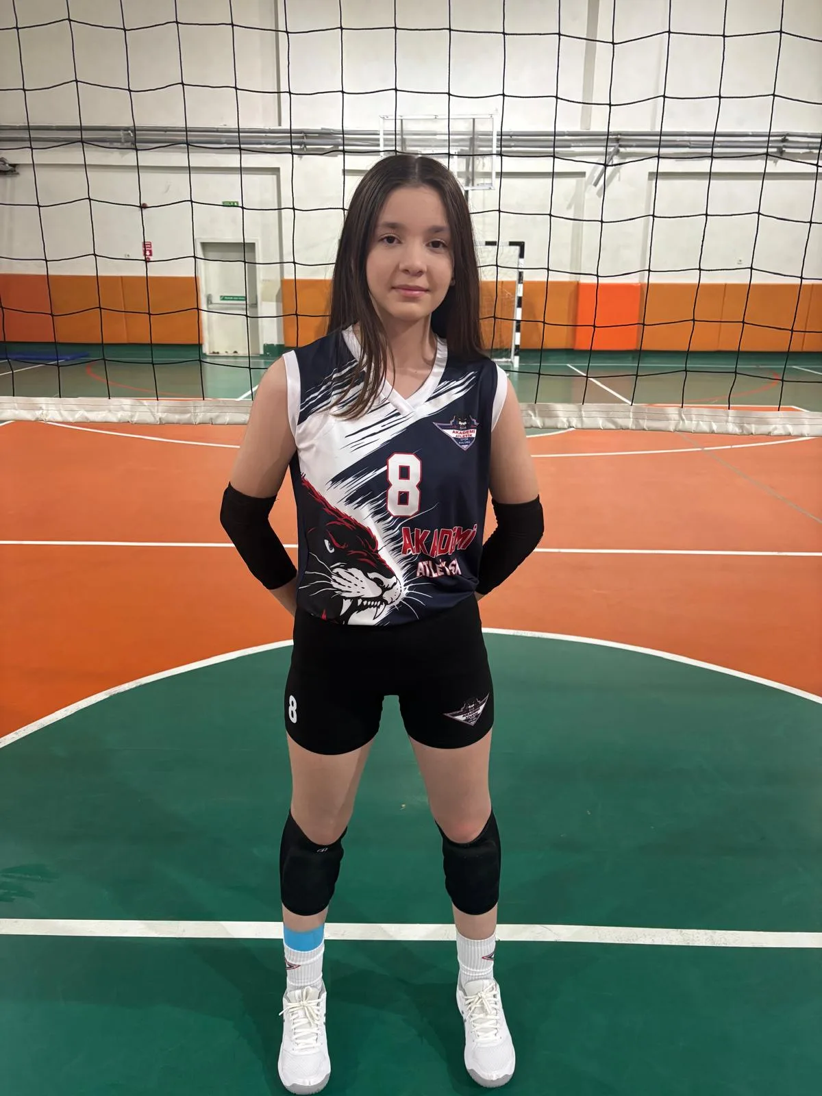 ELİF ORTA OYUNCU